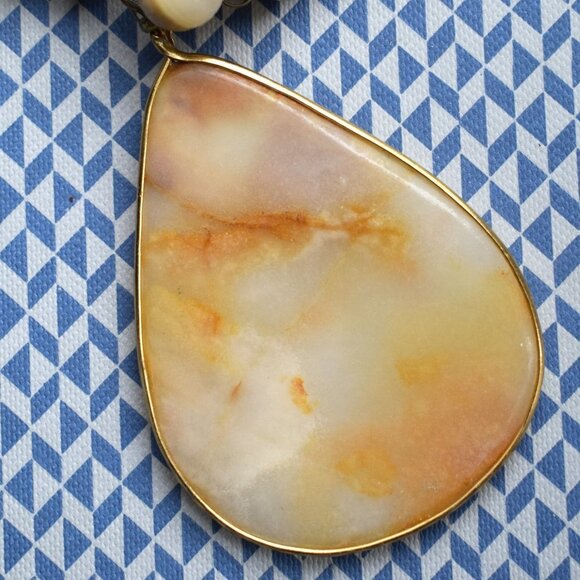 VTG Teardrop Pendant and Carved Bead Boho Necklace - Picture 11 of 15